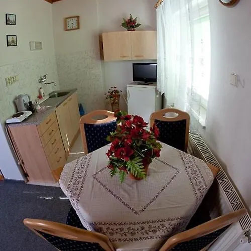Karst Vendégház 3*